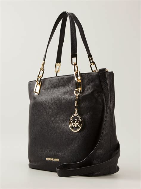 michael kors classic women shoulder bags 8609|michael kors large shoulder bag.